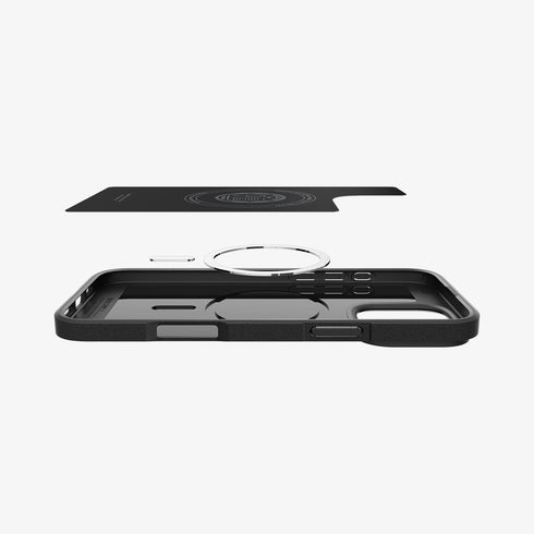 כיסוי לסדרת iPhone 16 מבית Spigen Core Armor (MagFit)